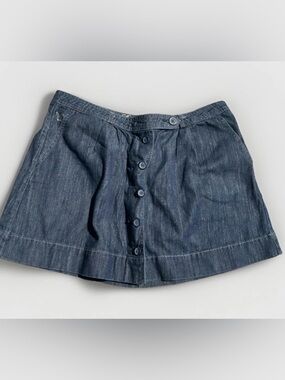 American Eagle AEO Skirt
Womens 10 Blue Denim Short
Button Classic